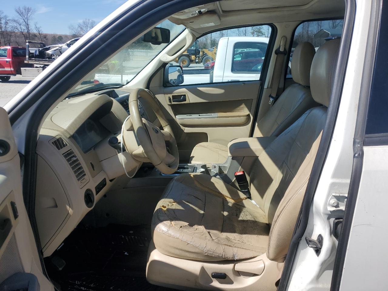 2010 Ford Escape - Image 7