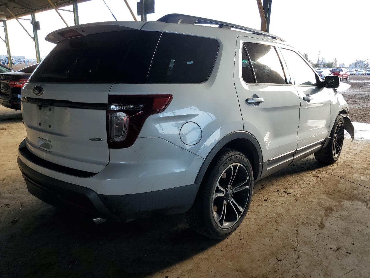 2015 Ford Explorer - Image 3