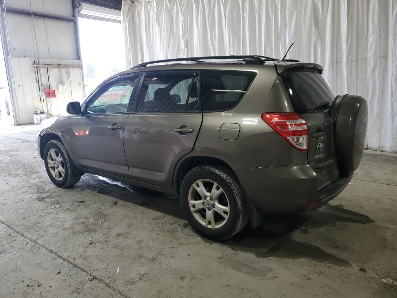 2012 Toyota RAV 4 - Image 2
