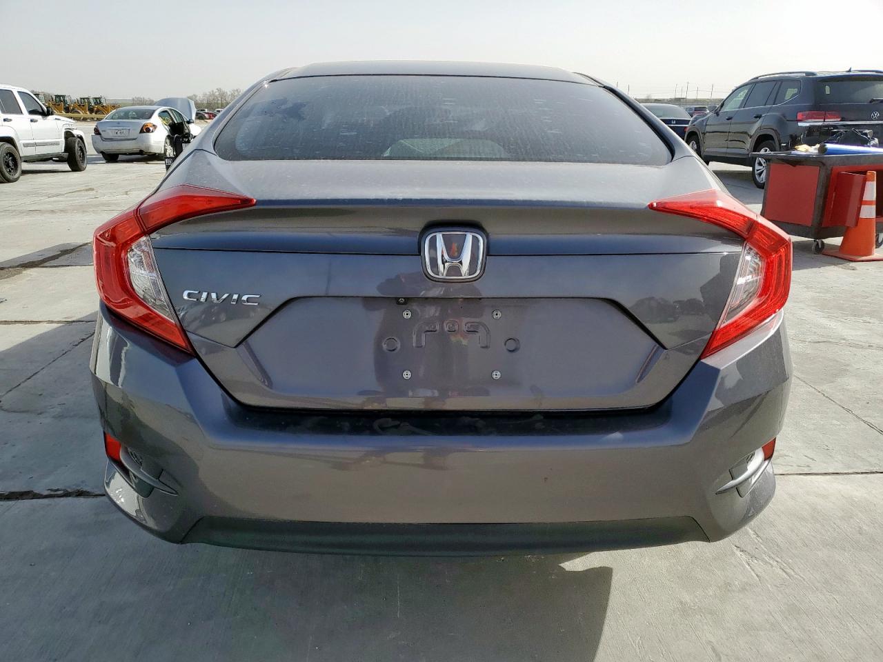 2016 Honda Civic - Image 6