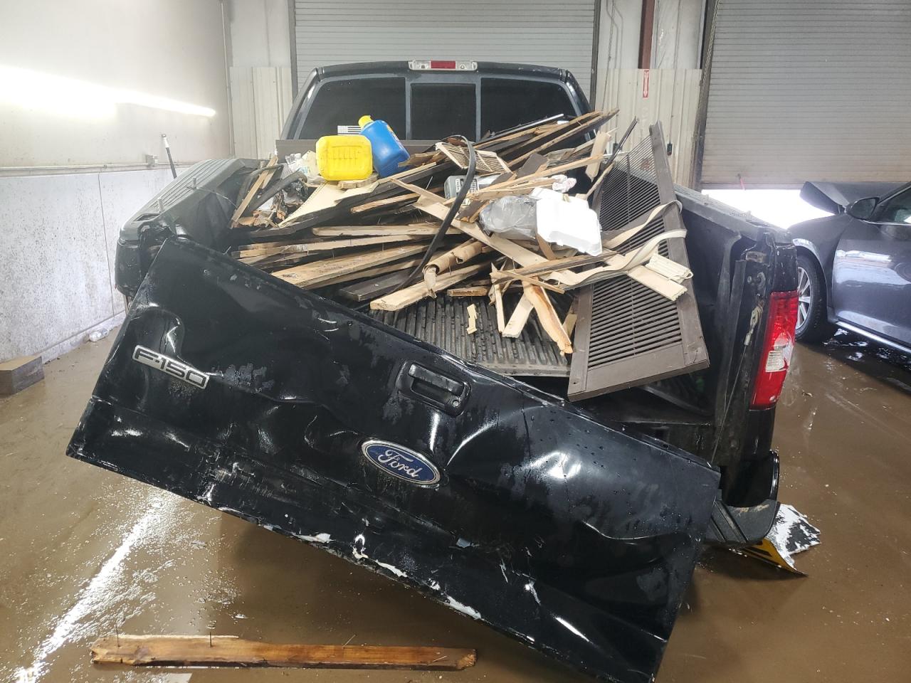 2004 Ford F150 VIN: 1FTRX12W94NB83403 Lot: 50608815