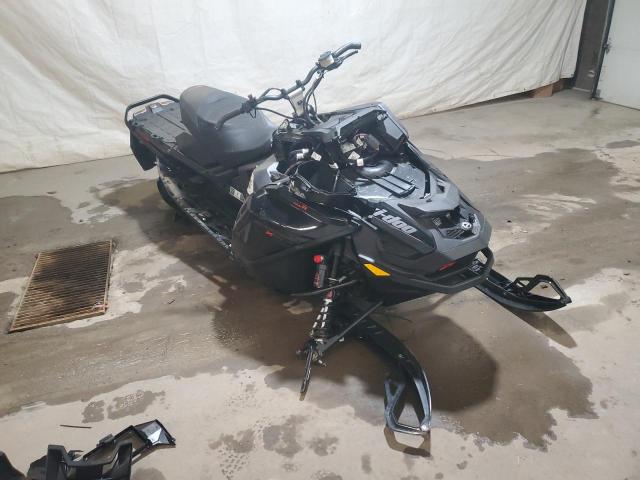 2023 Skidoo Renegade
