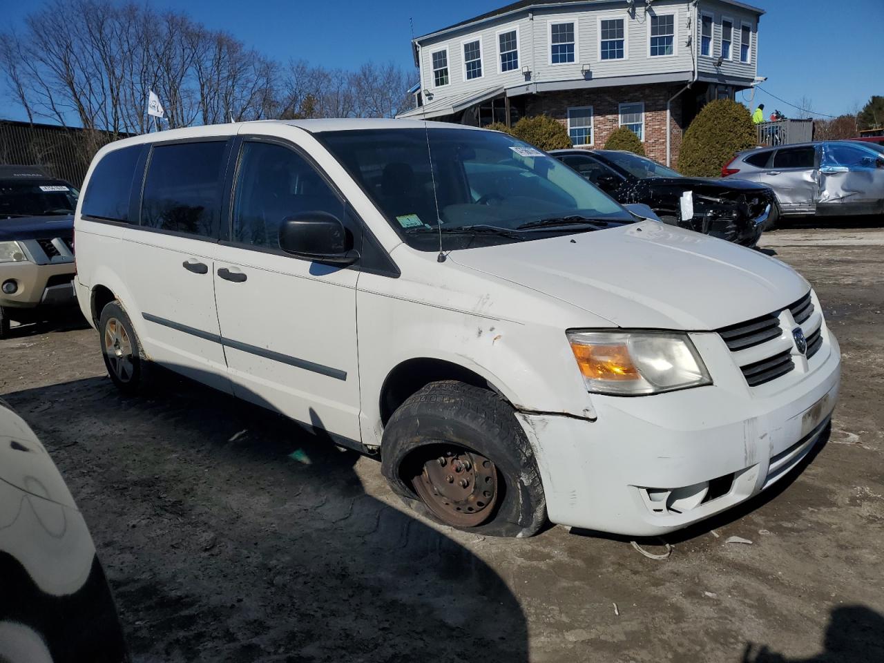 2009 Dodge Caravan - Image 4