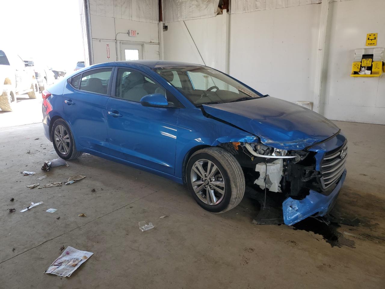 2017 Hyundai Elantra - Image 4