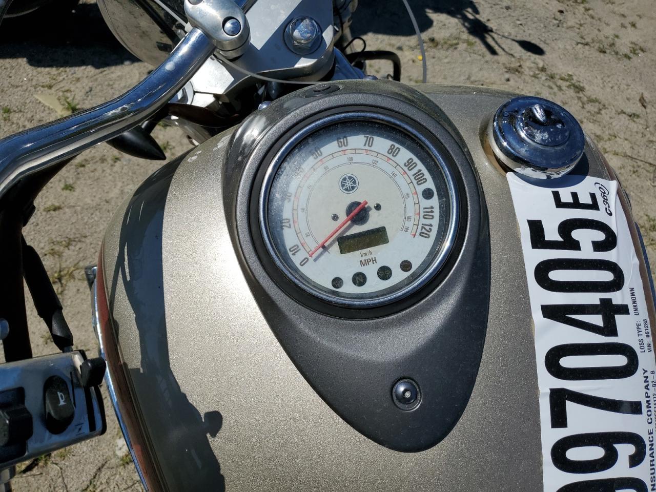 2004 Yamaha Xvs1100 A VIN: JYAVP11E84A061288 Lot: 49970405