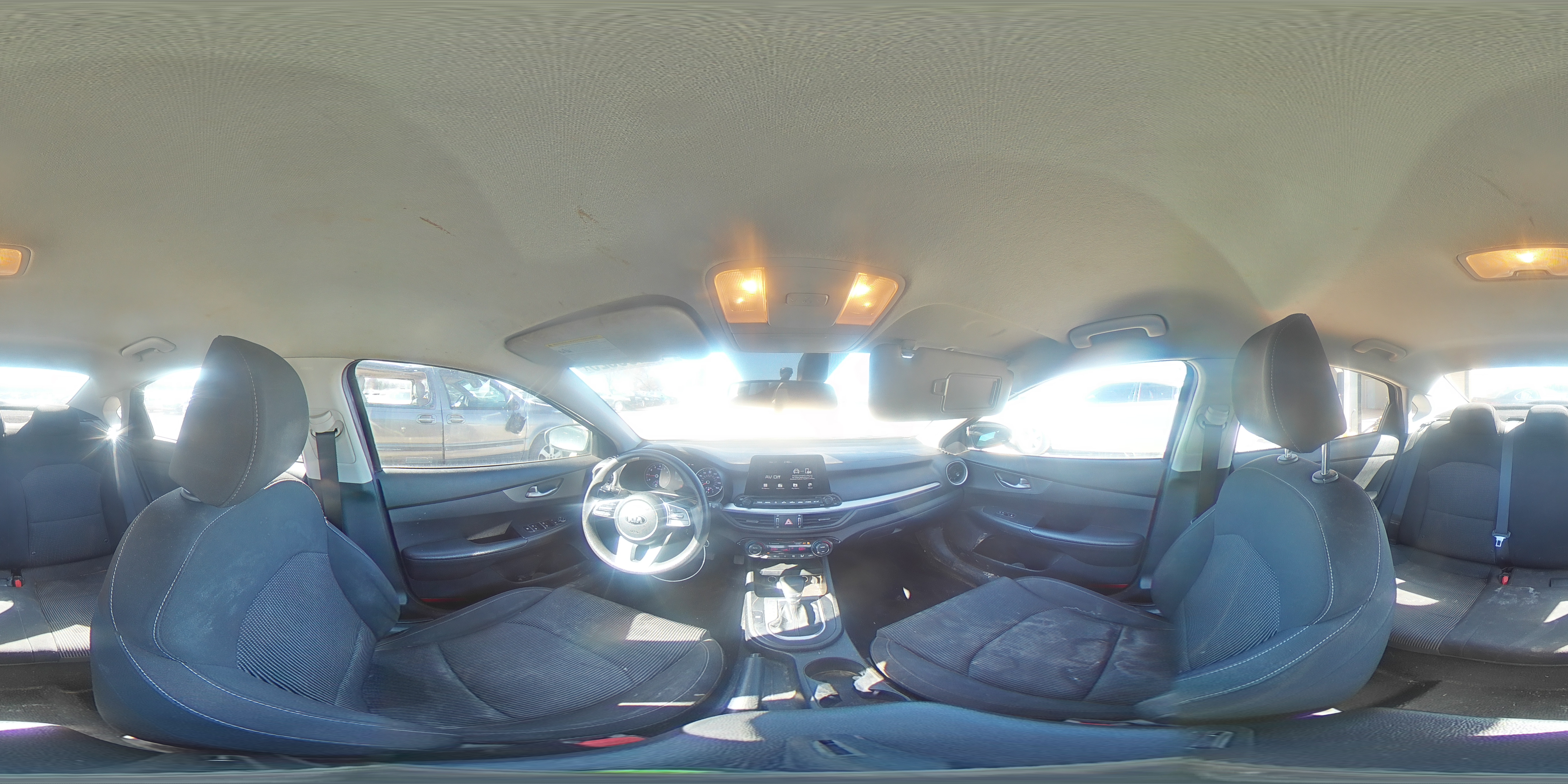 2019 Kia Forte - Image 12