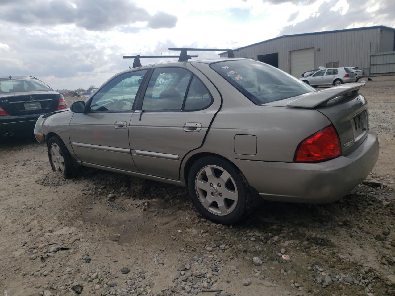 2005 Nissan Sentra - Image 2