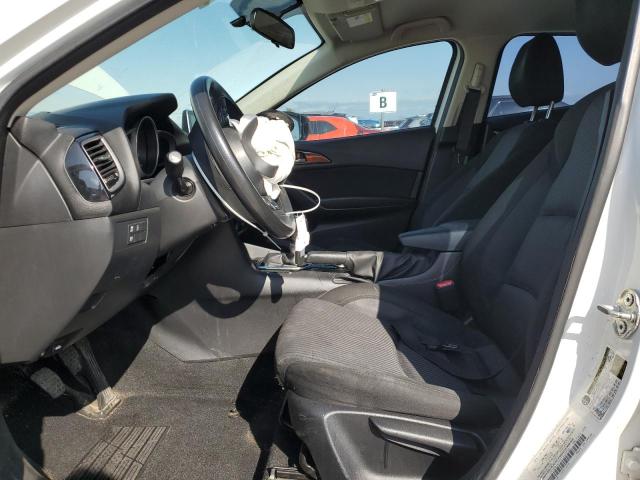 Hatchbacks MAZDA 3 2016 Biały