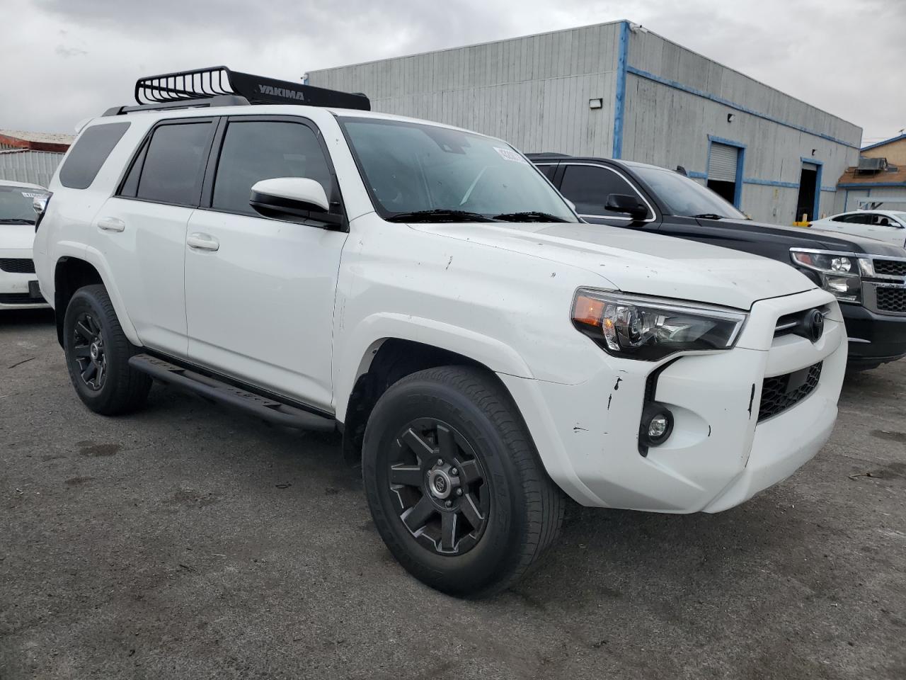 2021 Toyota 4Runner - Image 4