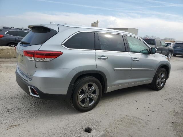  TOYOTA HIGHLANDER 2017 Srebrny