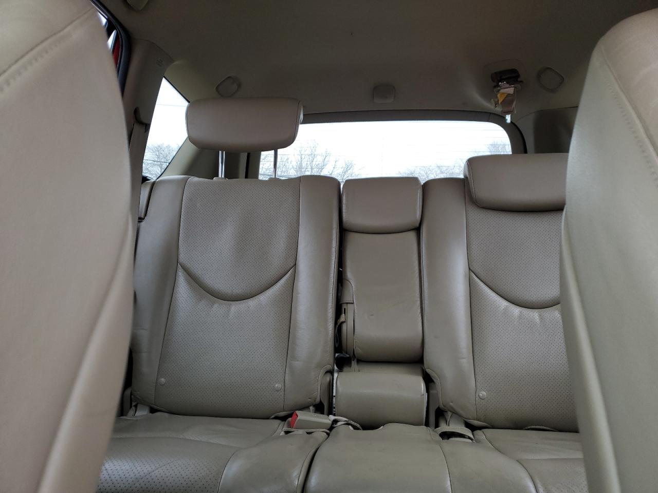 2010 Toyota RAV 4 - Image 10