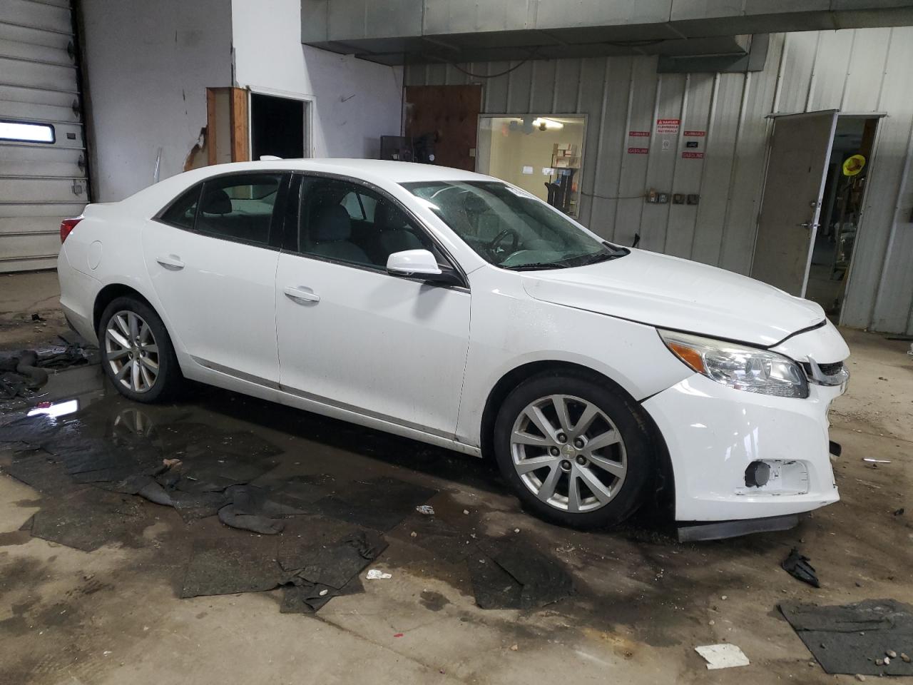 2015 Chevrolet Malibu - Image 4