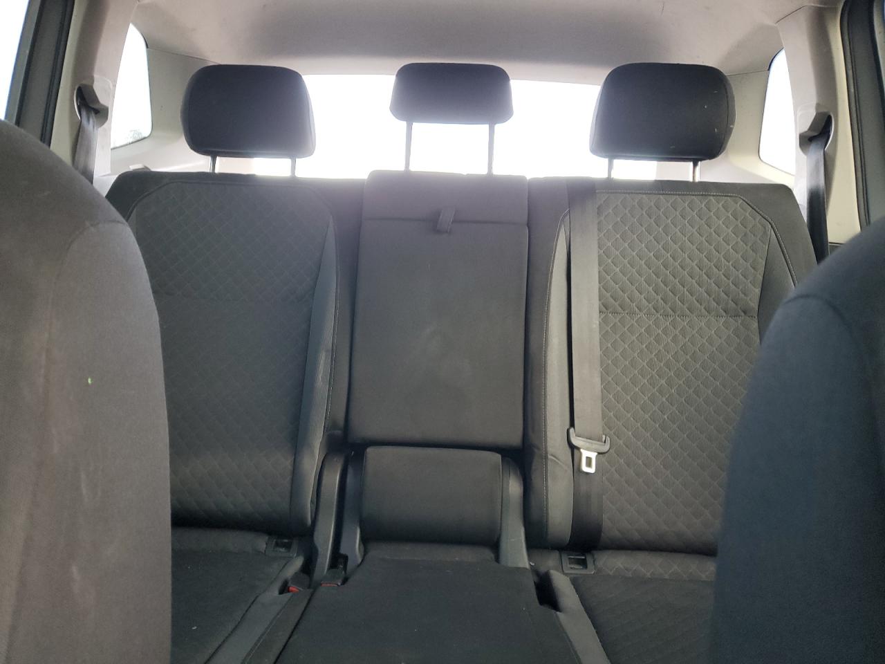 2019 Volkswagen Tiguan S VIN: 3VV0B7AX1KM186423 Lot: 48183965