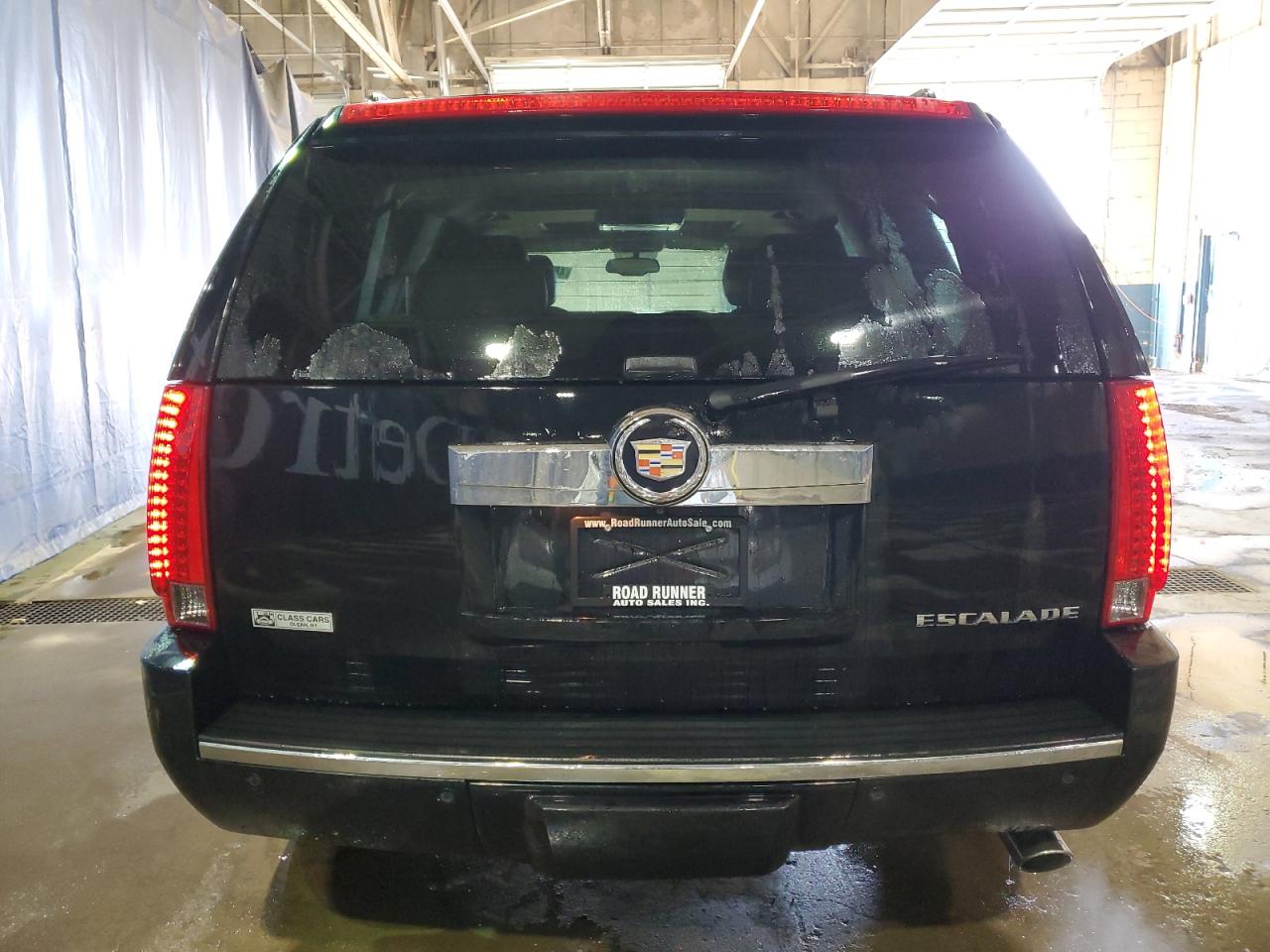 2013 Cadillac Escalade - Image 6
