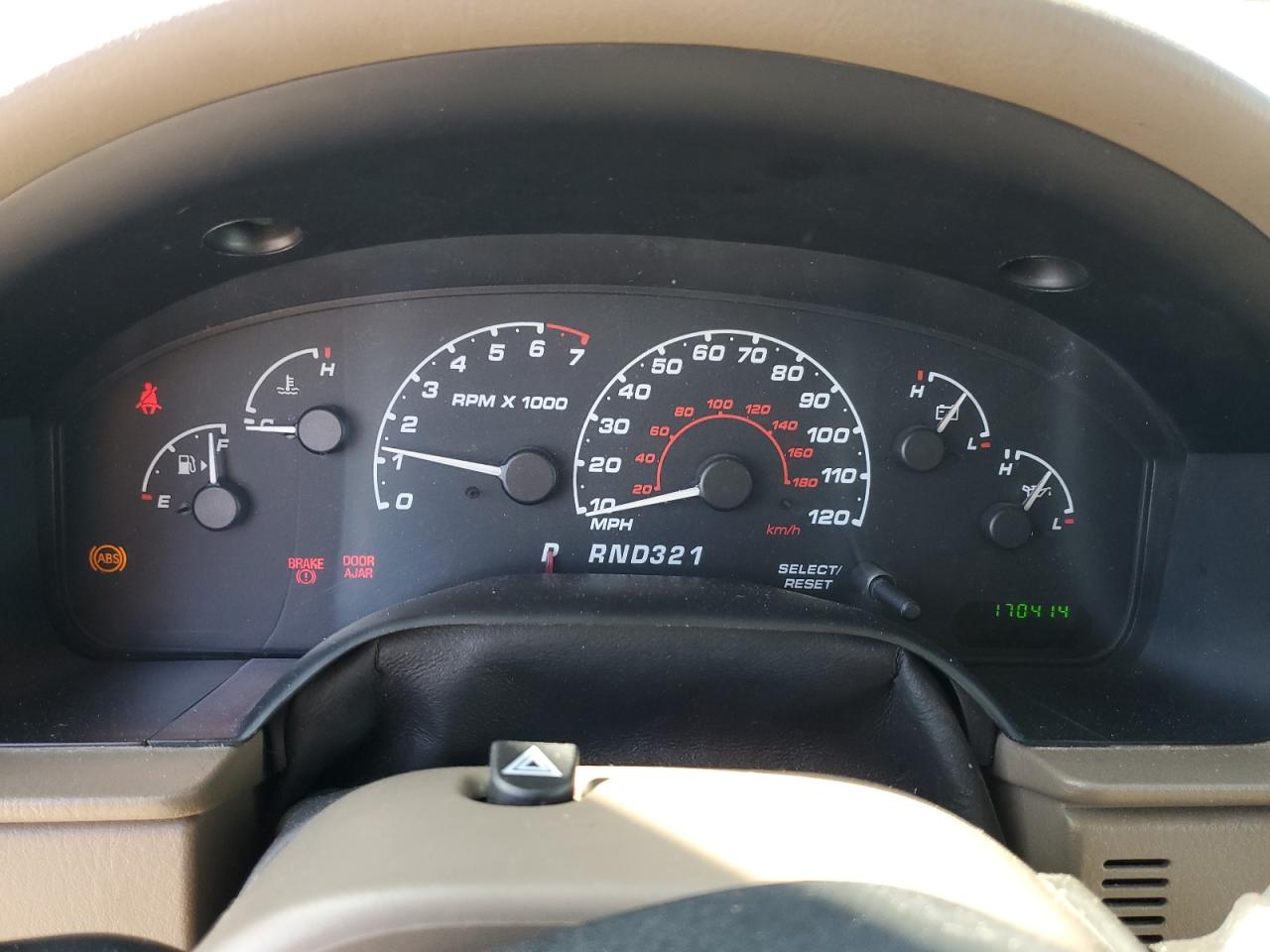 2002 Ford Explorer - Image 9
