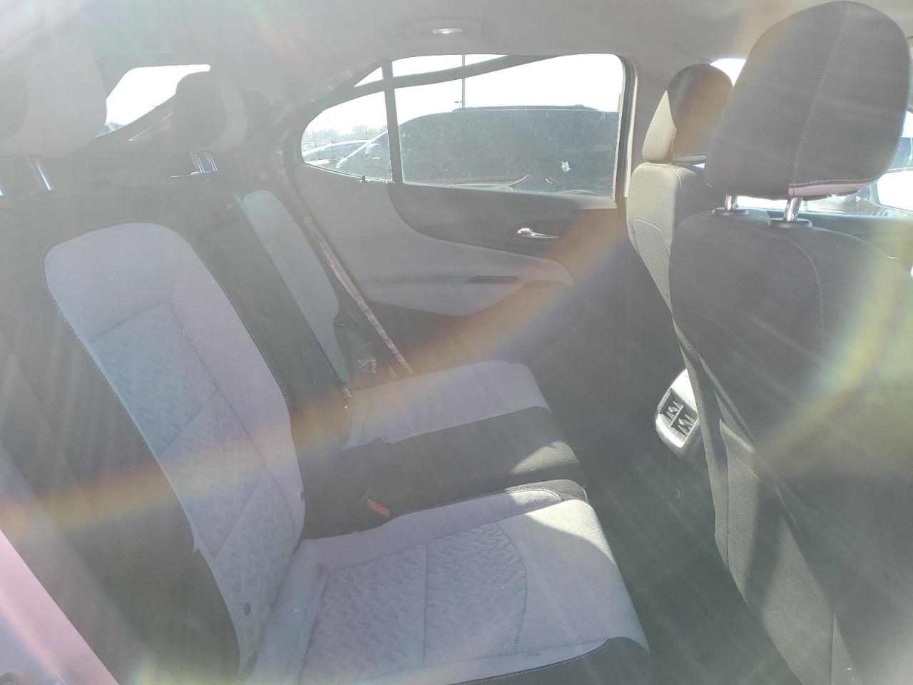 2022 Chevrolet Equinox - Image 11