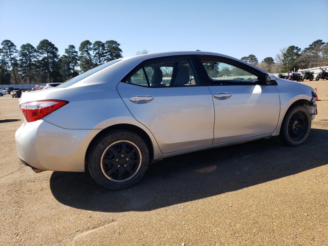 2015 Toyota Corolla - Image 3