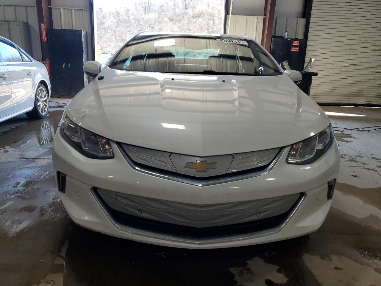 2018 Chevrolet Volt - Image 5