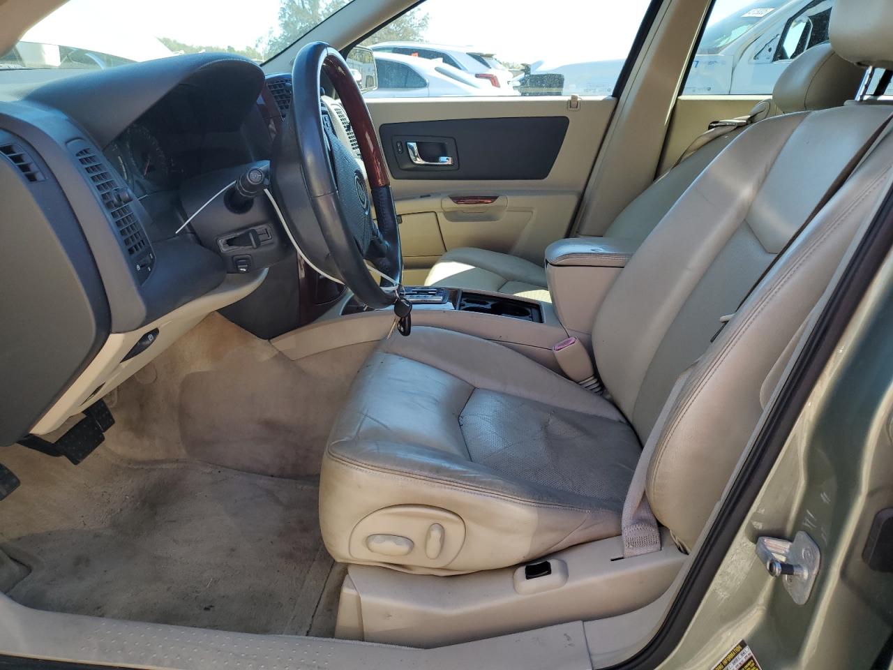 2004 Cadillac SRX - Image 7