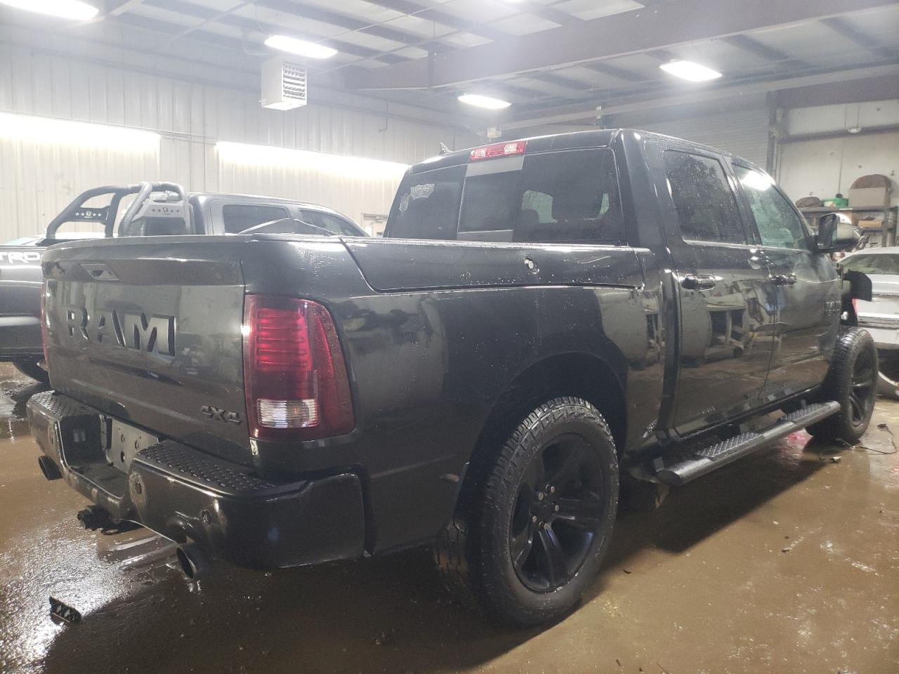 2017 RAM 1500 - Image 3