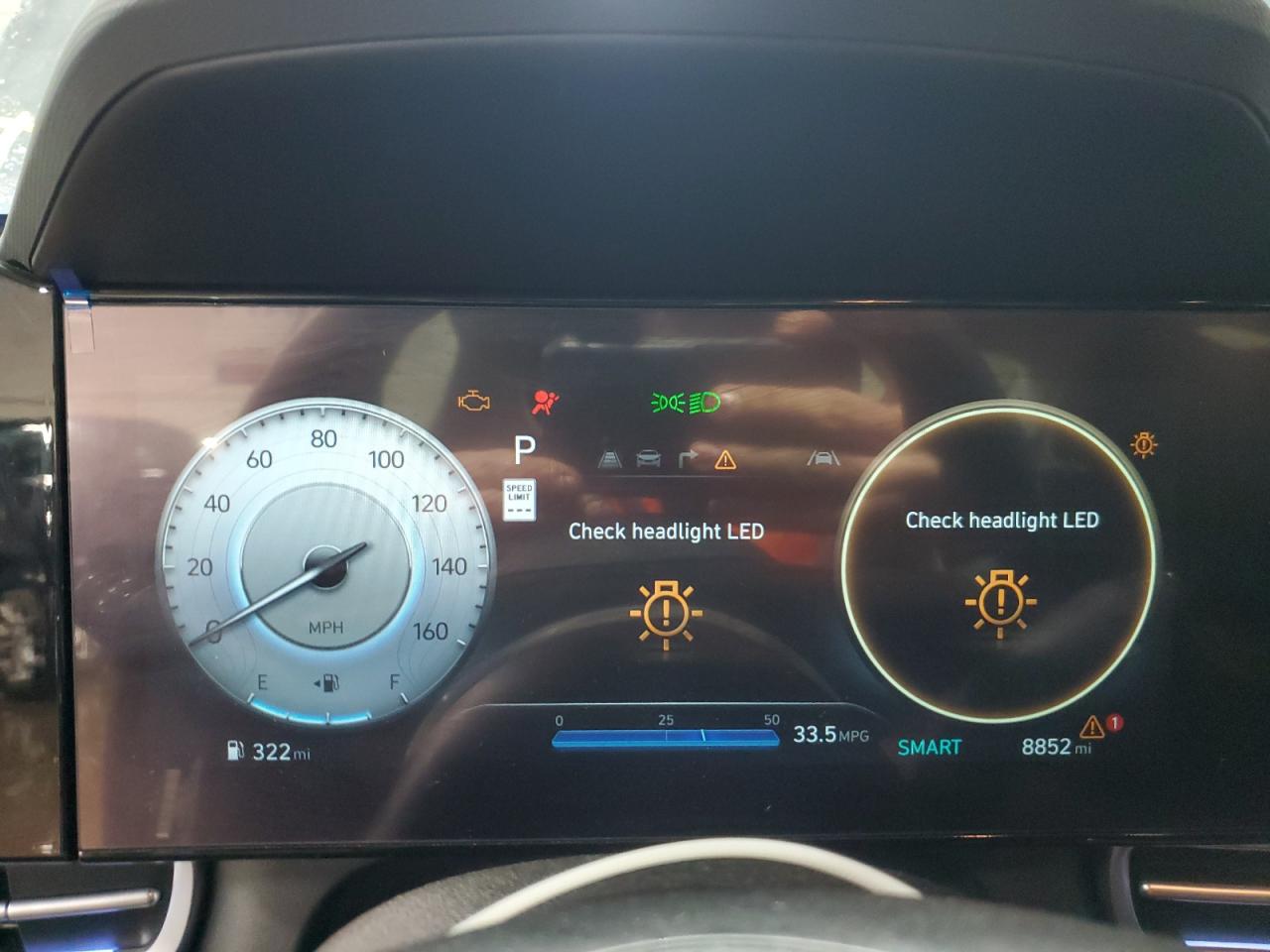2024 Hyundai Elantra - Image 9