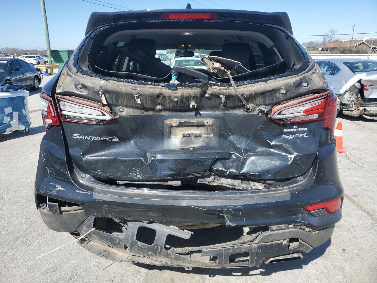 2017 Hyundai Santa Fe - Image 6