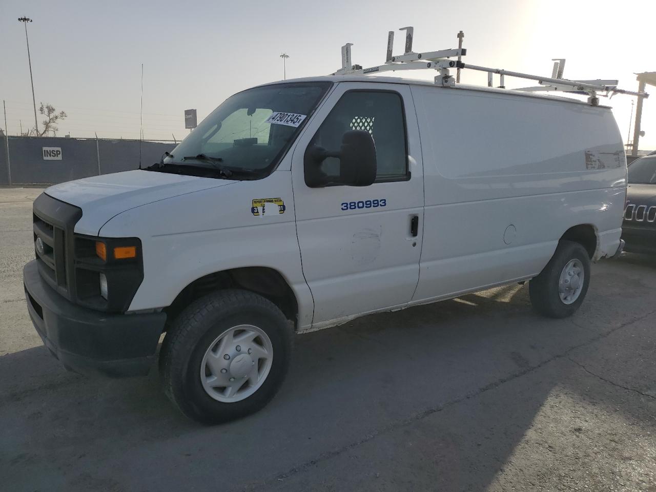 2009 Ford Econoline E350 Super Duty Van for Sale in Anthony, TX - Minor Dent/Scratches
