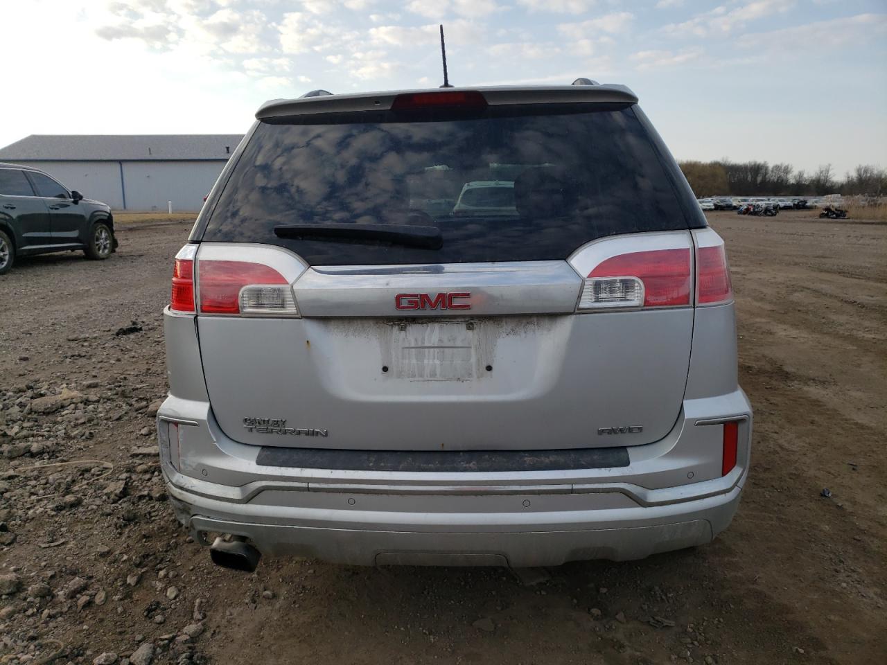 2017 GMC Terrain - Image 6