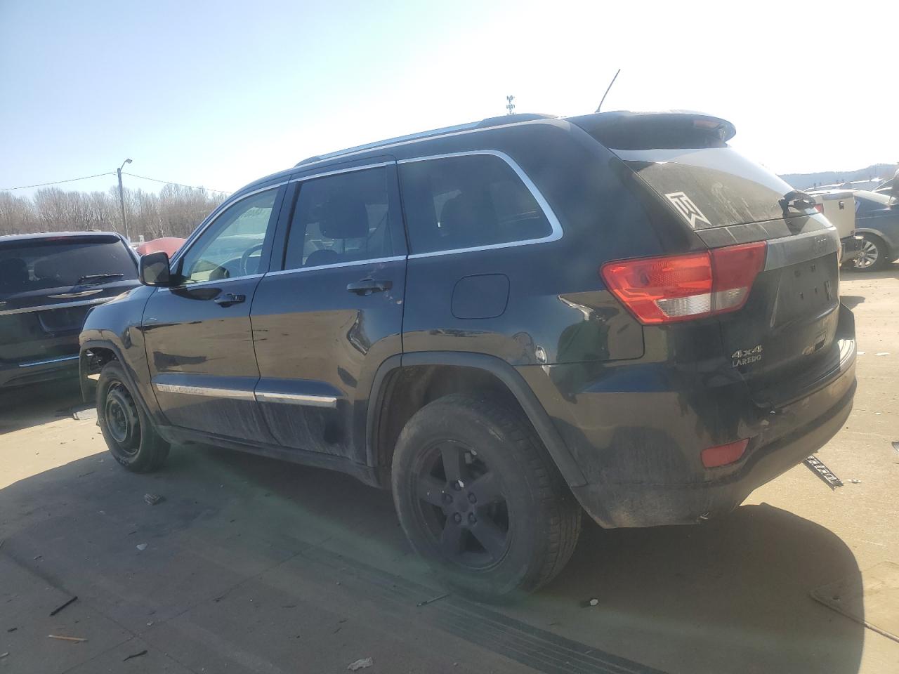 2012 Jeep Grand Cherokee - Image 2