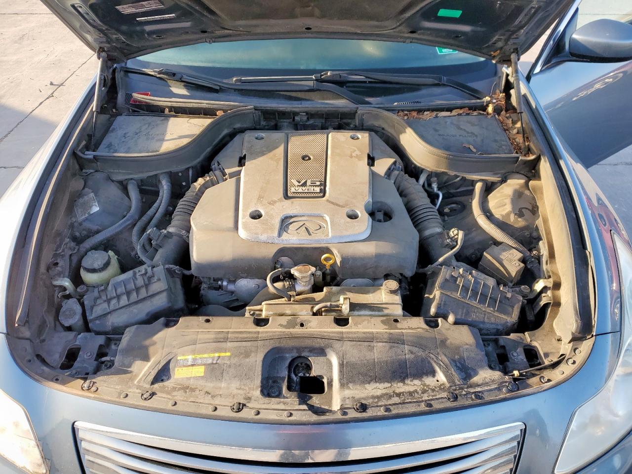 2009 Infiniti G - Image 12