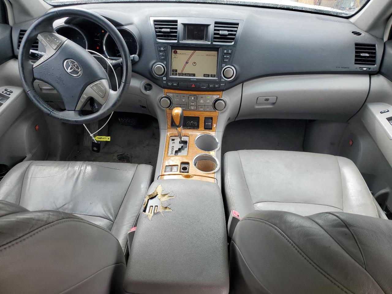 2009 Toyota Highlander - Image 8