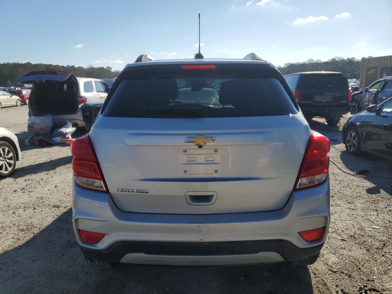 2021 Chevrolet Trax - Image 6