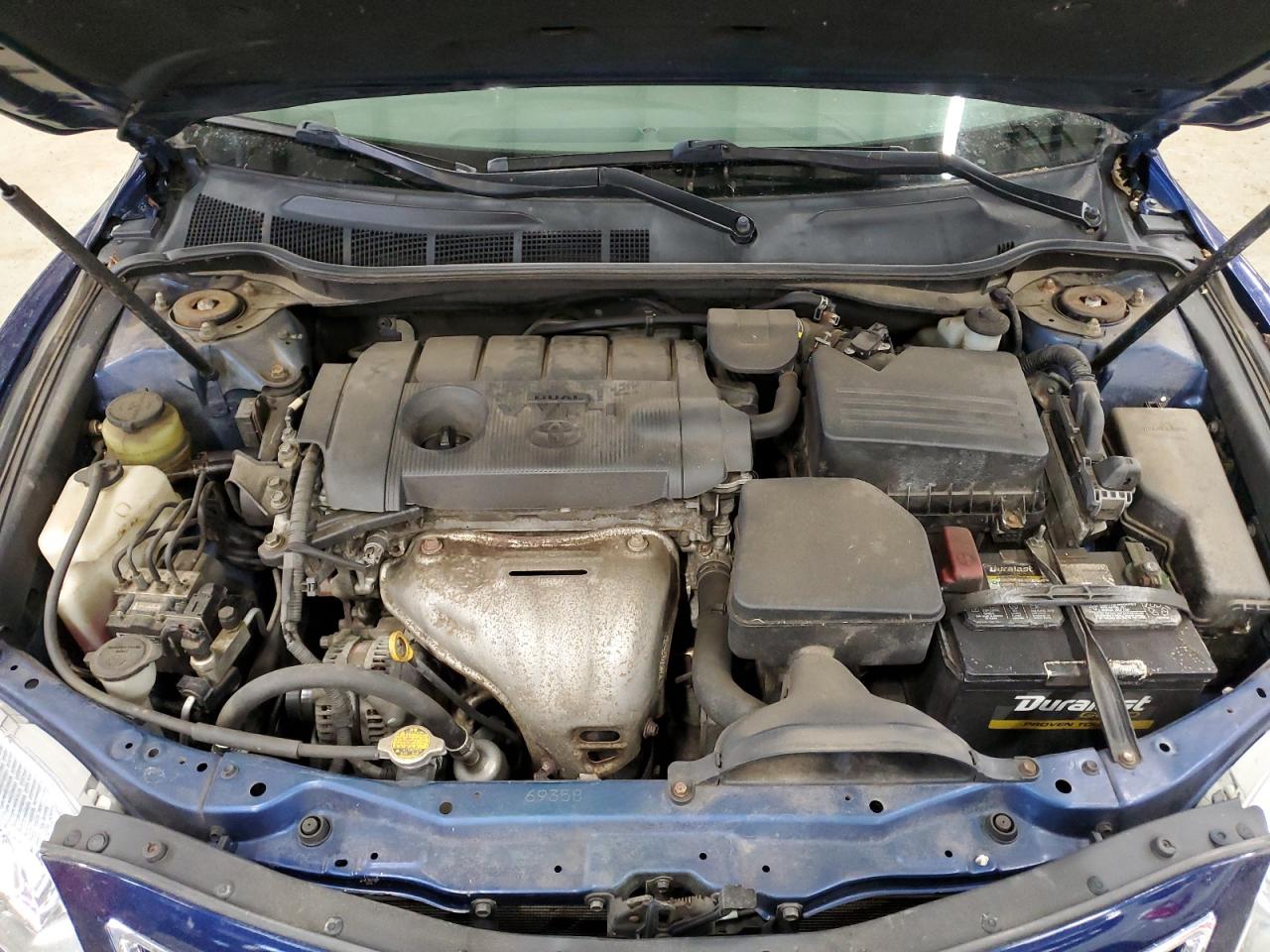 2011 Toyota Camry - Image 11