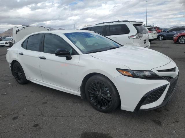  TOYOTA CAMRY 2021 White
