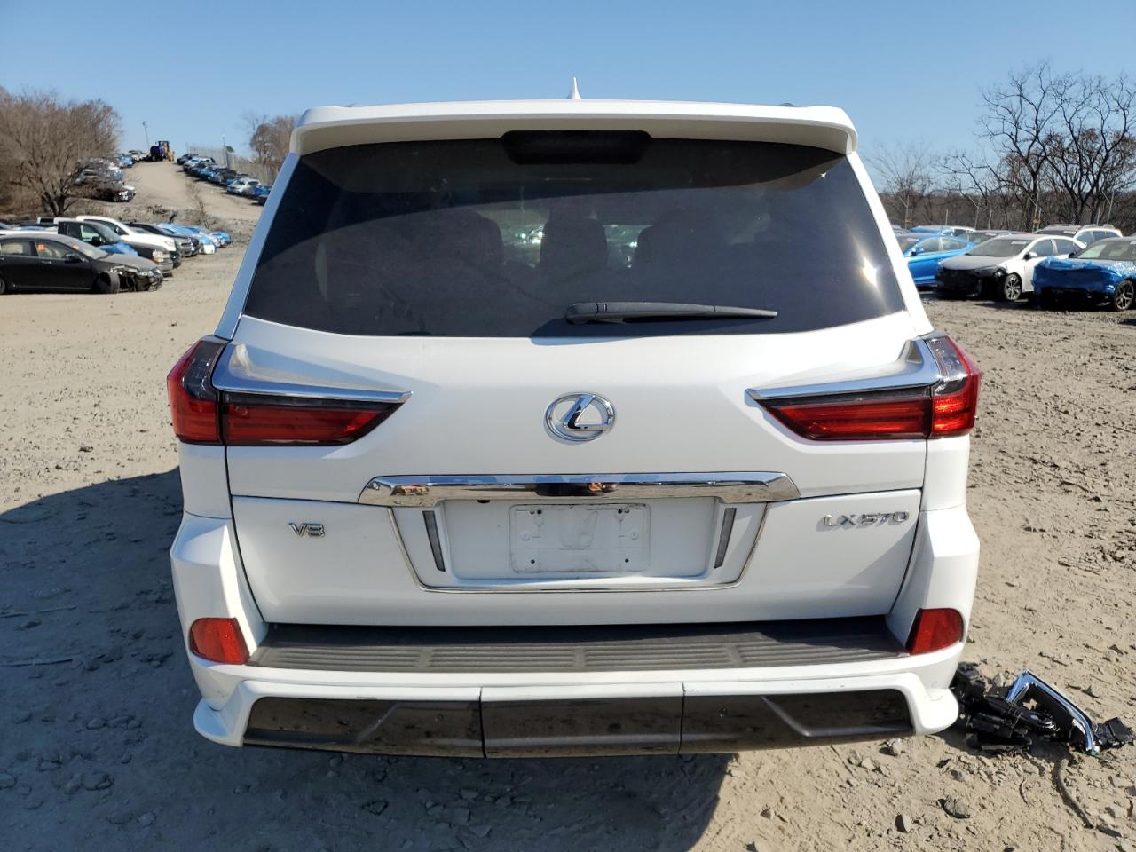 2017 Lexus LX - Image 6
