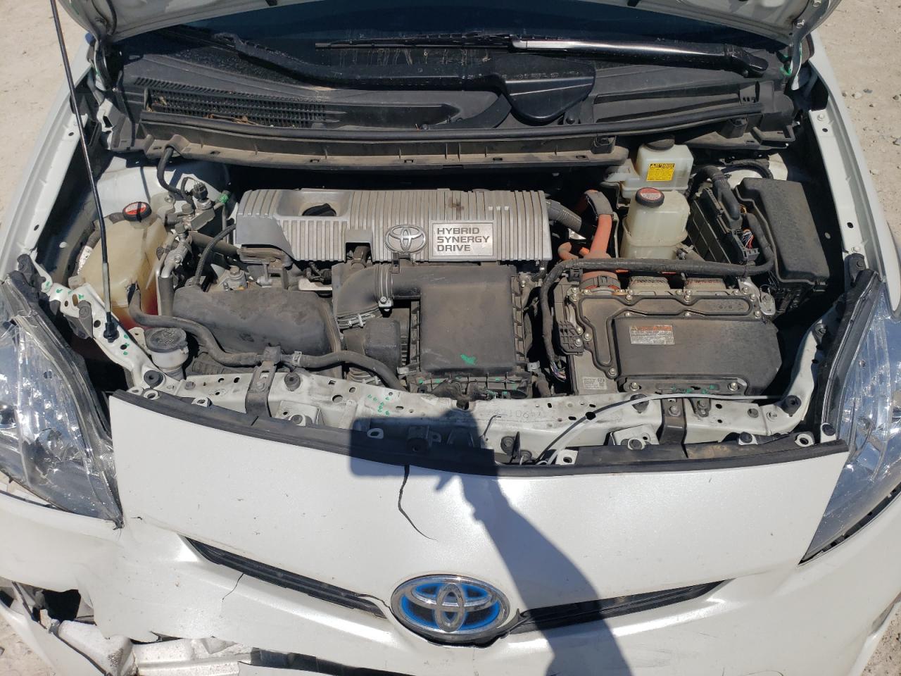 2014 Toyota Prius - Image 11