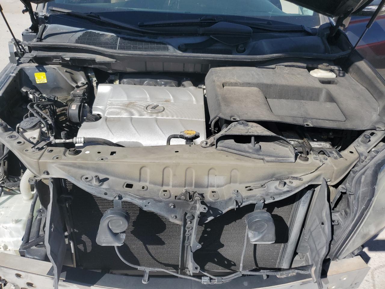2010 Lexus RX - Image 12