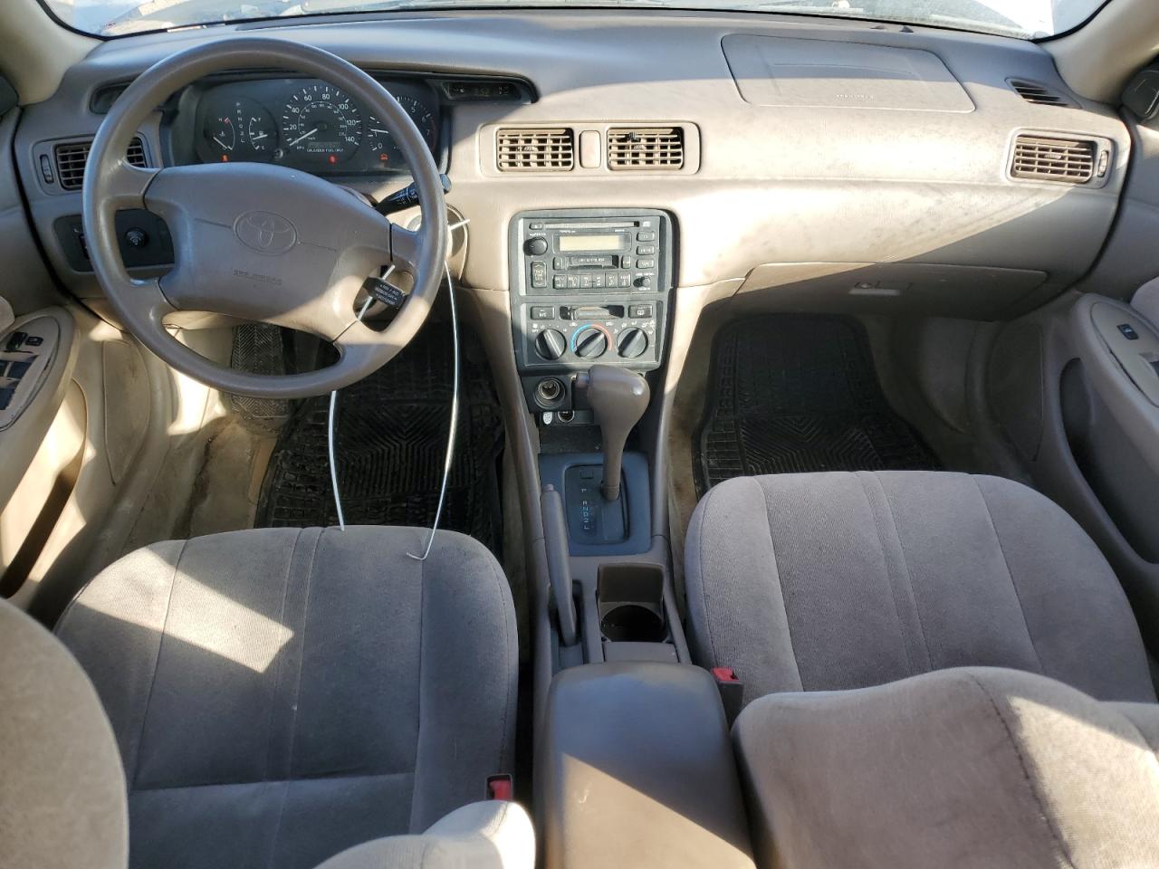 1999 Toyota Camry - Image 8