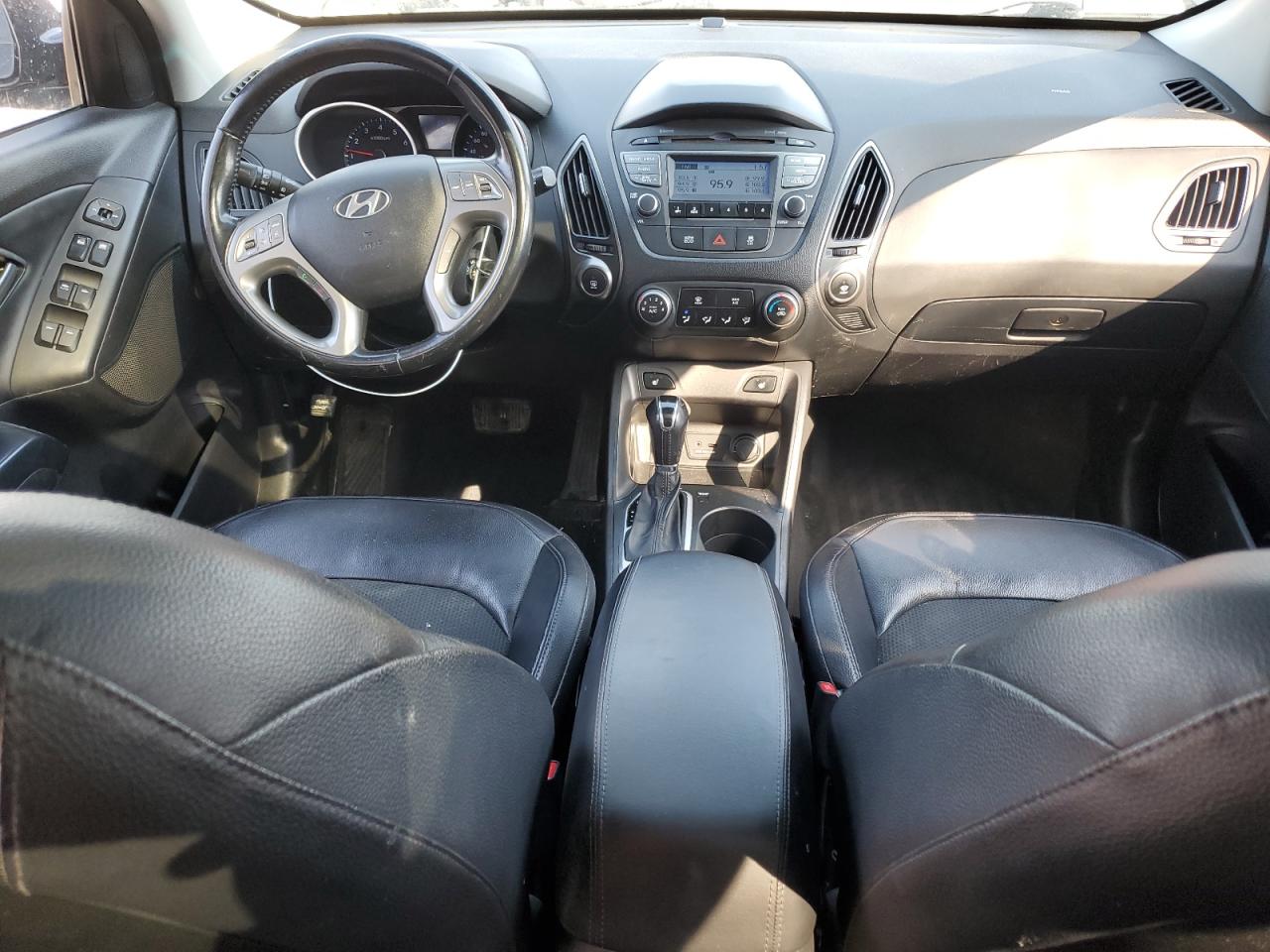 2014 Hyundai Tucson - Image 8