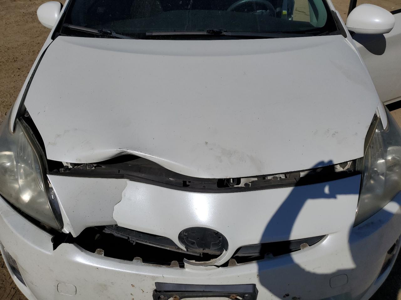 2010 Toyota Prius - Image 12