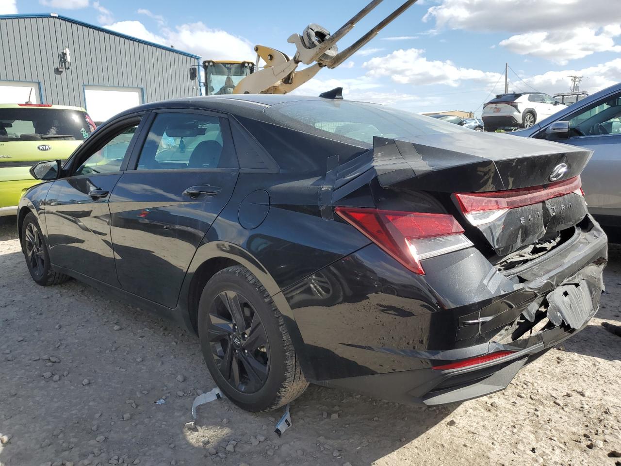 2022 Hyundai Elantra - Image 2