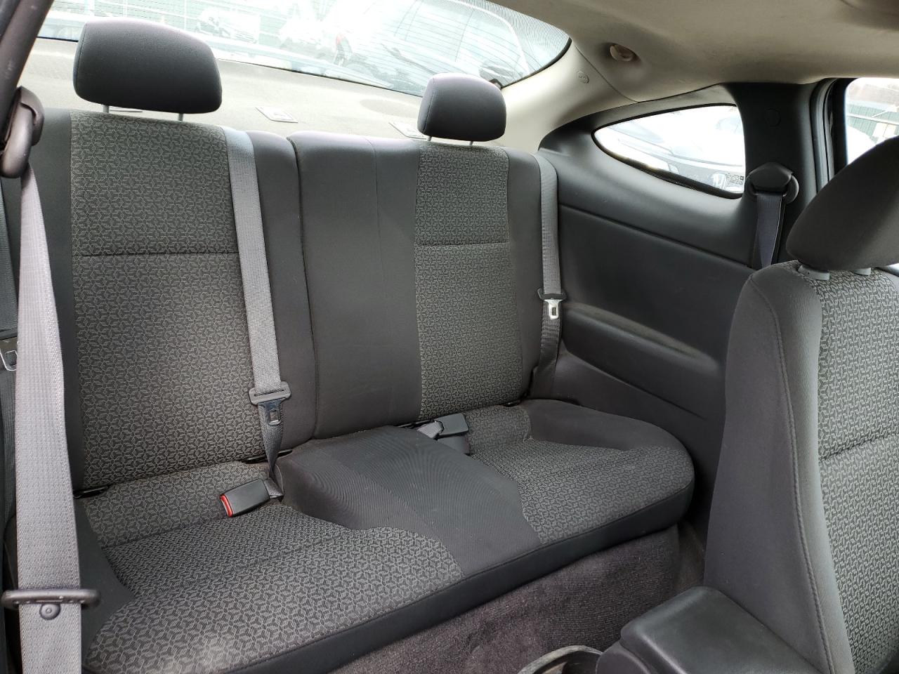 2009 Pontiac G5 - Image 10