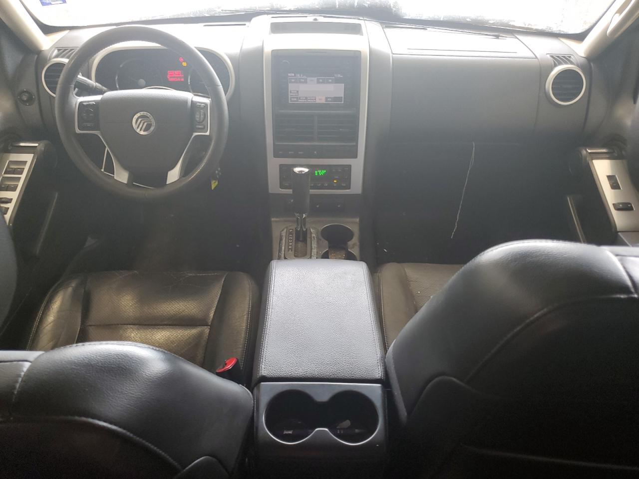 2006 Mercury Mountaineer - Image 8