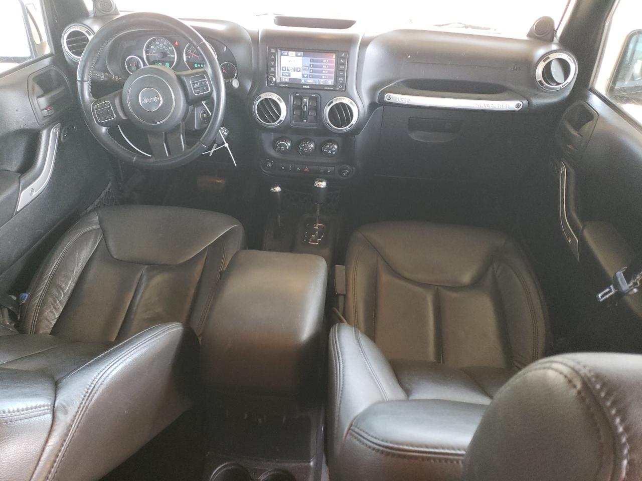 2014 Jeep Wrangler - Image 8