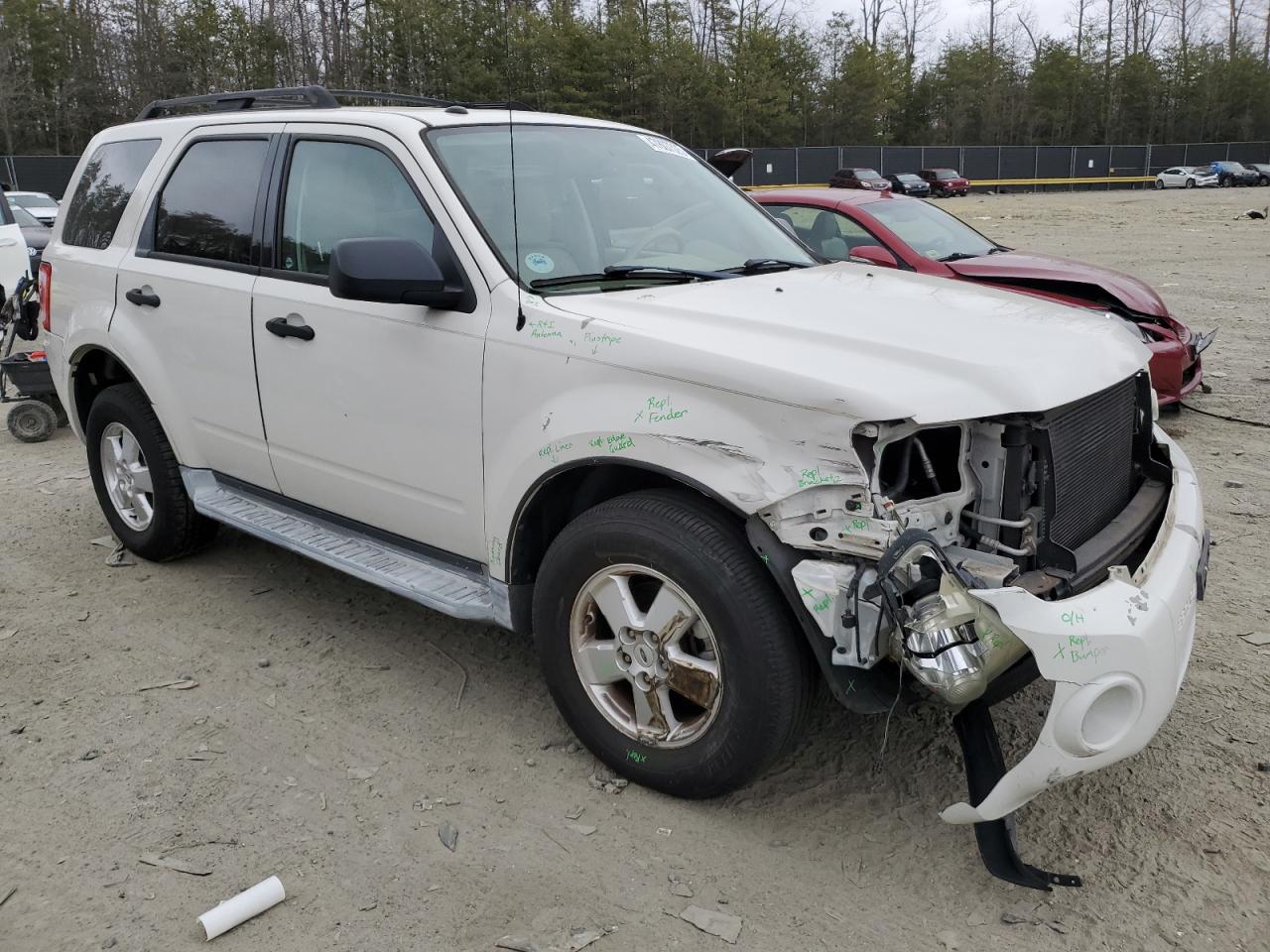 2011 Ford Escape - Image 4