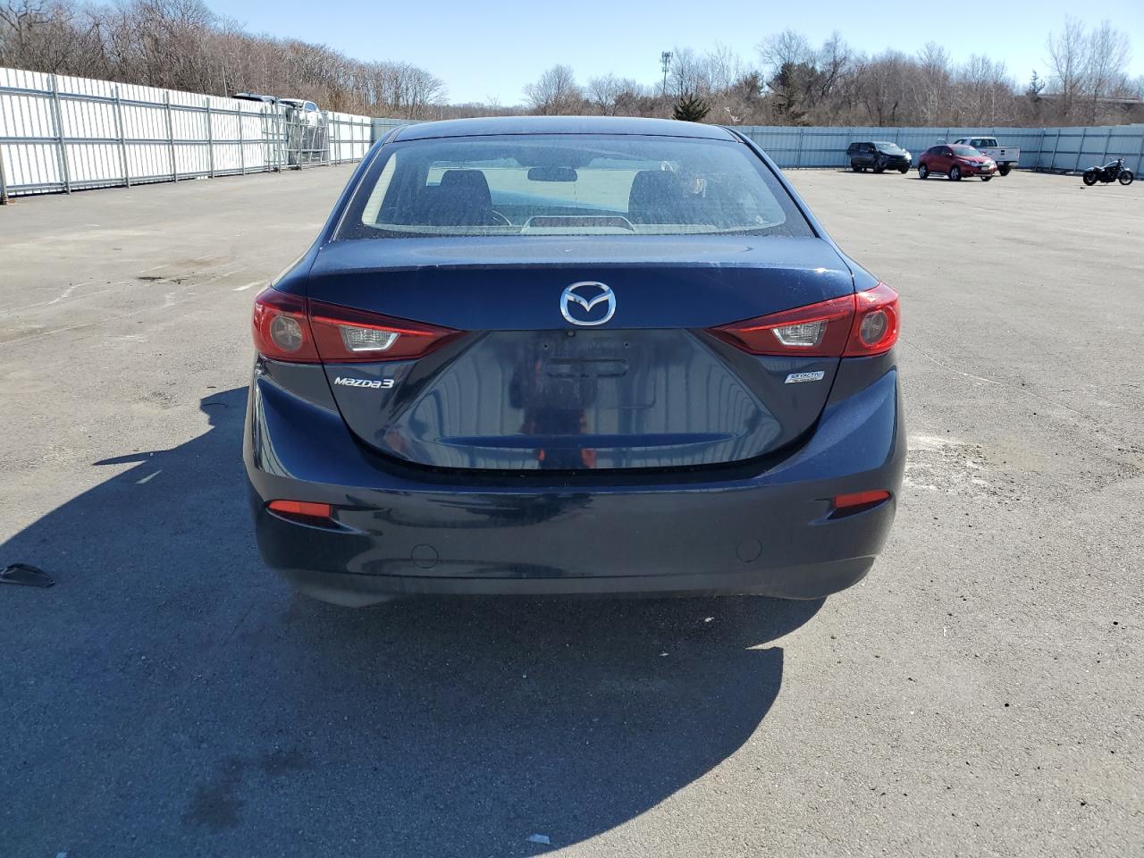 2016 Mazda 3 - Image 6