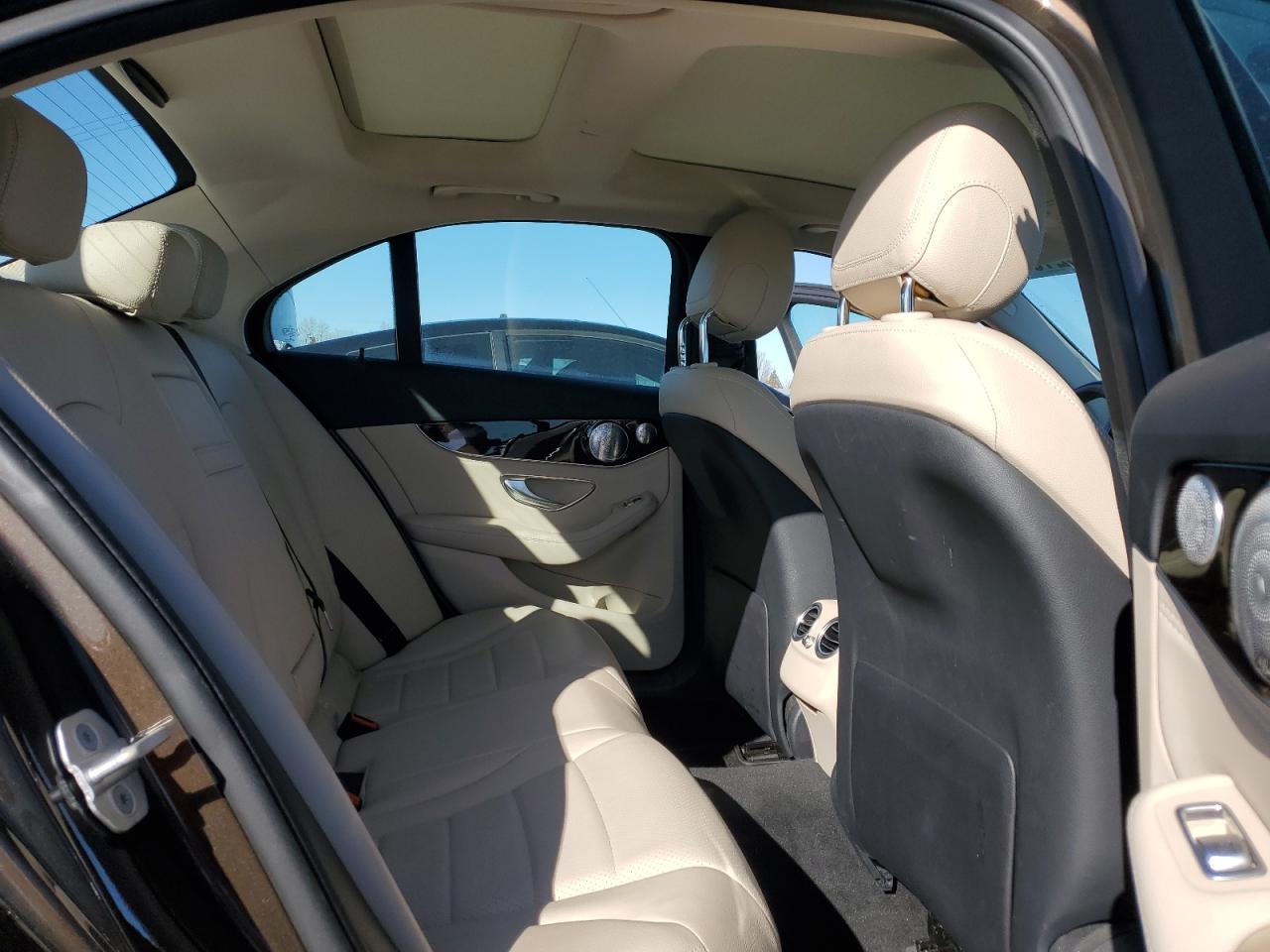 2015 Mercedes-Benz C-klasse - Image 10