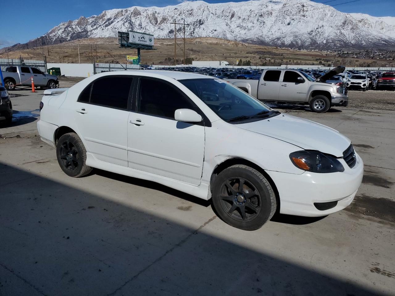 2004 Toyota Corolla - Image 4