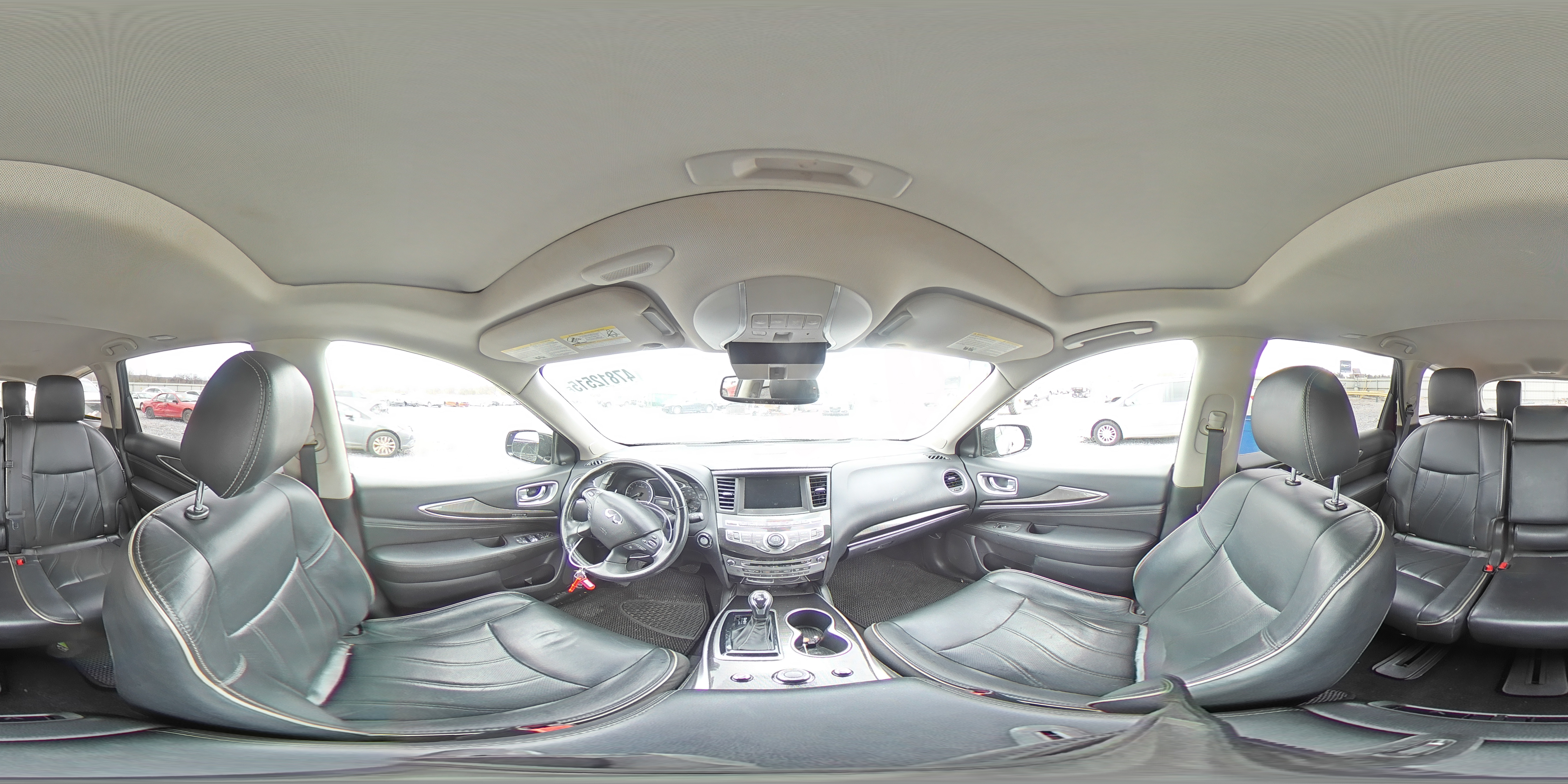 2018 Infiniti QX60 - Image 13