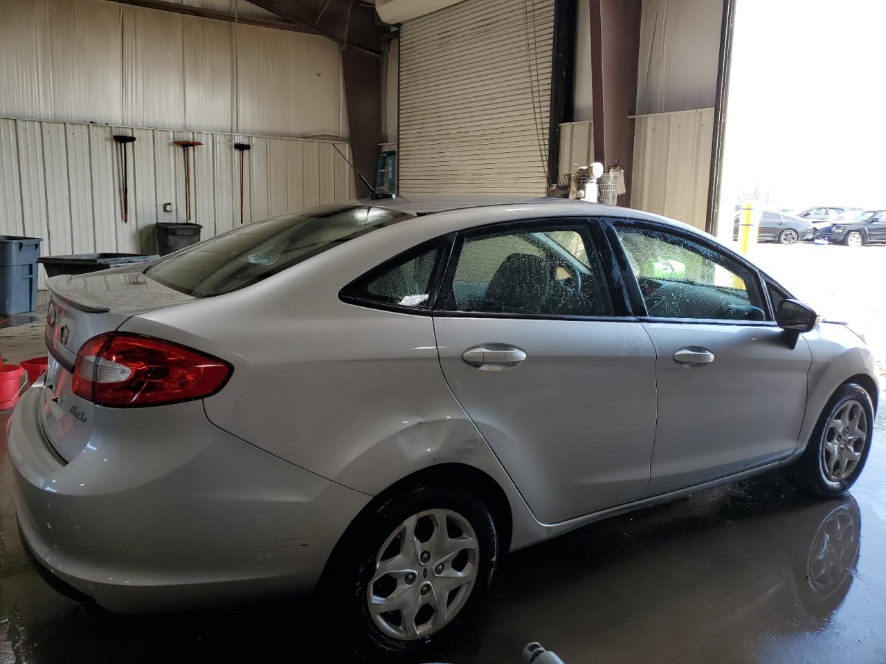 2013 Ford Fiesta - Image 3